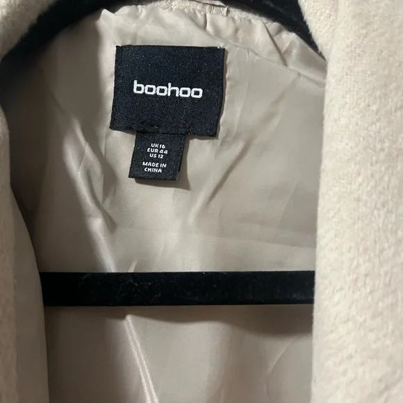 Boohoo Cream Fringed trench button closure Coat - Picture 3 of 4